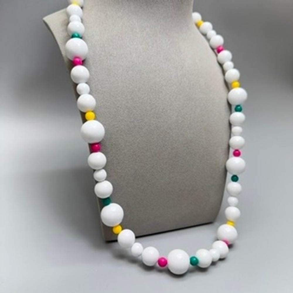 Vintage 80s Plastic Bead Necklace 28" Long White Pink Teal Summer Retro Jewelry